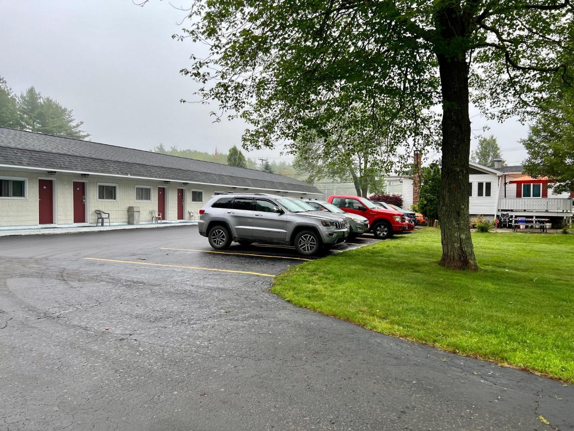 Rodeway Inn&Suites Brunswick near Hwy 1 Exterior foto